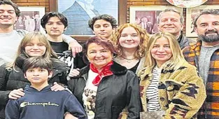 Neşeli buluşma