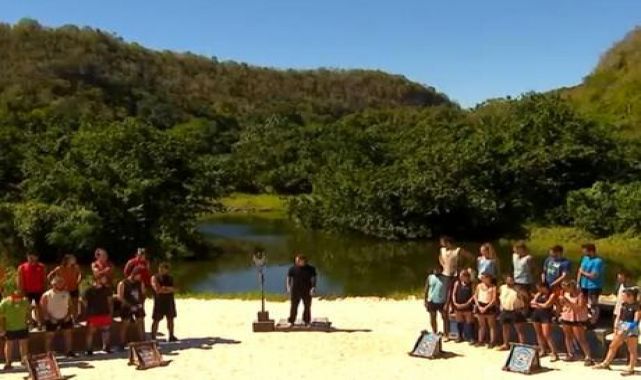 Survivor'da dokunulmazlığı kazanan takım belli oldu! Survivor sürgün adasına giden üçüncü eleme adayı kim oldu?