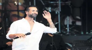 Turneler devam ediyor