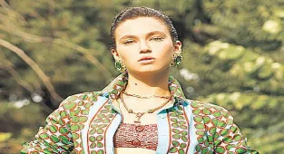 ‘Astrolojiye inanan biriyim’