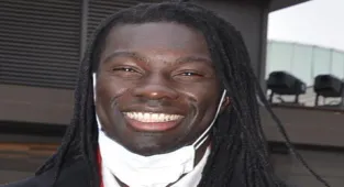 Bafetimbi Gomis ilgi odağı oldu