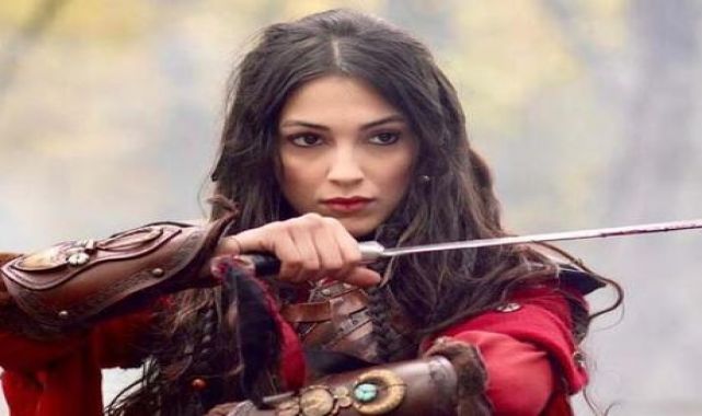 Barbaroslar Akdeniz'in Kılıcı Meryem kimdir? Meryem'i oynayan Cemre Gümeli nereli, kaç yaşında?