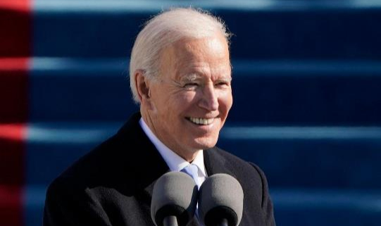 Biden Köpek Ölüsünü Kapının Önüne Koymuş