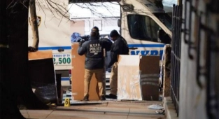 Bronx'ta Kontenyır İçinde Ceset Bulundu