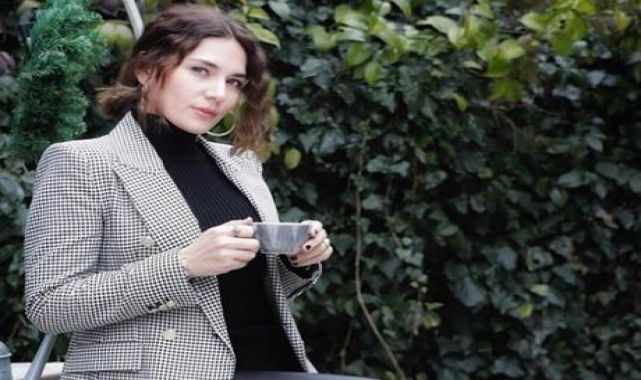 Buse Varol'dan yeni paylaşım