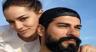 Fahriye Evcen ve Burak Özçivit'ten yeni poz