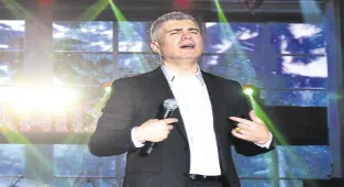 ‘Gençler şarkıcı olduğumu bilmiyor’