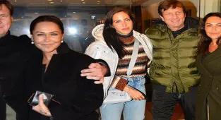 Hülya Avşar ve Kaya Çilingiroğlu'ndan aile pozu