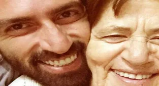 Oyuncu Erdem Yener'in annesi vefat etti
