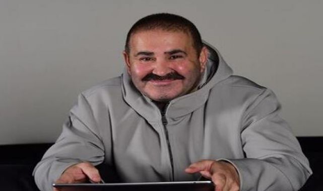 ŞAFAK SEZER HAYATI | Şafak Sezer kimdir, nereli, kaç yaşında, eşi kim?