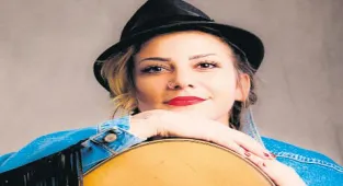 Sevgililer Günü’nde sahnede