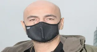 Soner Sarıkabadayı konser öncesi alışveriş turunda
