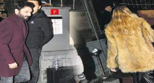 Sürpriz yakınlaşma
