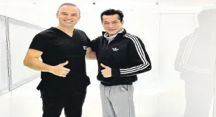 Yüzü gülüyor