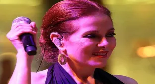 Zuhal Olcay: Koronavirüs bana ne yapar ki?