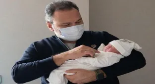Ali Sunal: Dayın sana bayılıyor