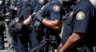 Minneapolis'te, Polis Yetkilerine Kısıtlama