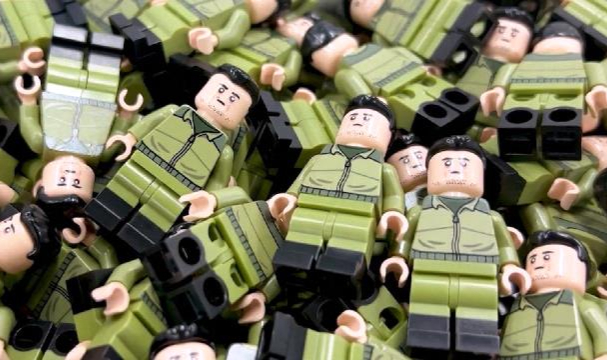 Amerika'da Üretilen 'Zelenskiy oyuncakları' Tükendi