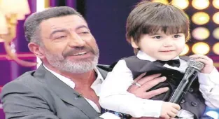 Burak Başoğlu kim, kaç yaşında? Hakan Altun ile düet yapan Burak Başoğlu nereli, annesi kim?