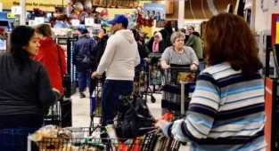 Californi'ada 47 Bin Bakkal İşçisi Grev İçin Oy Kullandı