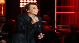 Ersay Üner kimdir kaç yaşında? Ersay Üner özel hayatı şarkıları ve albümleri...