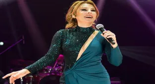 Funda Arar'dan 'Çanakkale Türküsü'