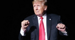 Gizli Servis Trump'a 1,3 Milyon Dolar Harcamış