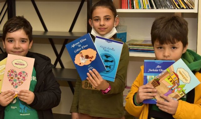 İzmir Aliağa Belediyesi'nden okullara 5 bin 260 kitap