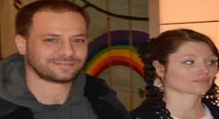 Kaan Taşaner ve Seray Duru el ele alışveriş turunda