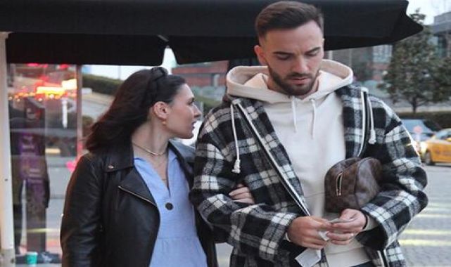 Kenan Karaman ve eşi Selinay Karaman'ın alışveriş keyfi