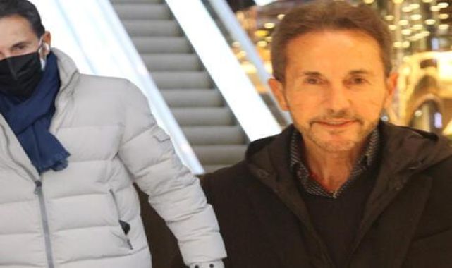 Osman Çarmıklı tek başına alışverişte