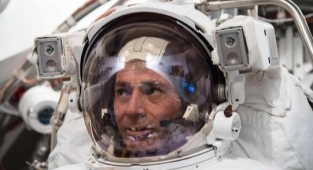 Rekor Kıran Amerikalı Astronot,Rus Uzay Aracında Dönüyor