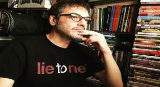 Sinema yazarı Murat Özer hayatını kaybetti