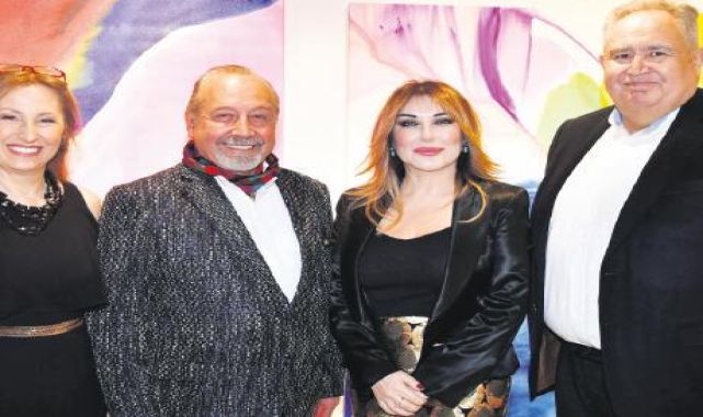 ‘Soyut İzler’ sergisi
