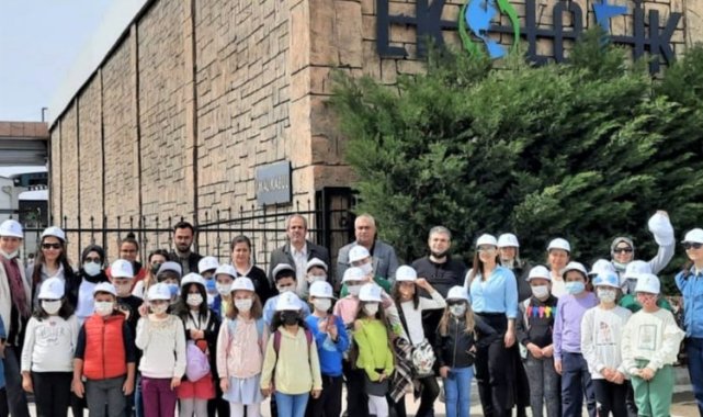 Ambalaj atıklarının geri dönüşüm serüvenini öğrenciler tesiste dinledi