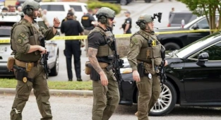 Amerika'da AVM'ye Silahlı Saldırı: 12 Yaralı