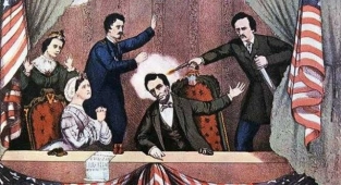 Başkan Lincoln Suikastının Kanlı Elbisesi Satılık