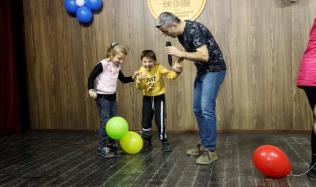 Bursa İnegöl'de Otizm Farkındalık Günü renkli görüntülere sahne oldu