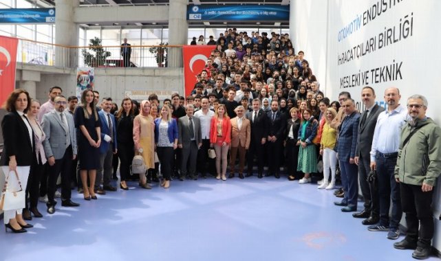 Bursa'da öğrencilerle motivasyon buluşması