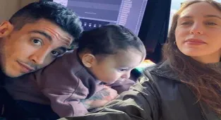 Can Bonomo'dan mutlu aile pozu