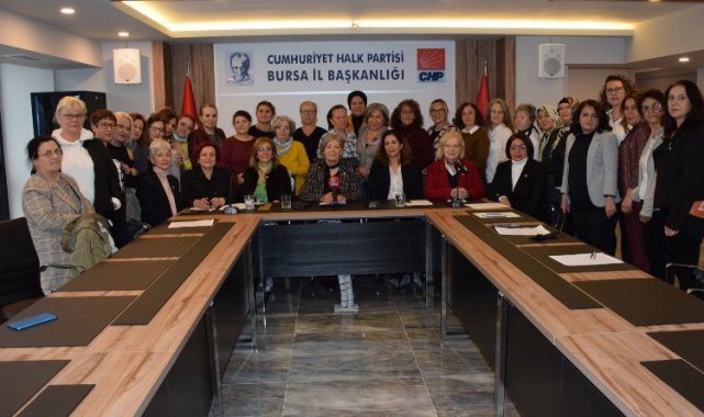 CHP'li kadınlar Bursa'da eşitsizliğe dikkat çekti