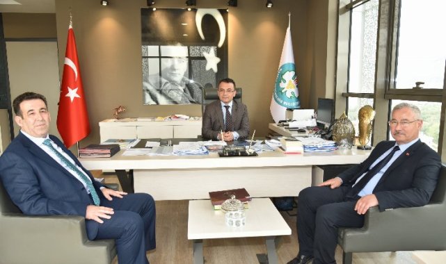 Defterdar Gezer'den Manisa Büyükşehir'e veda ziyareti