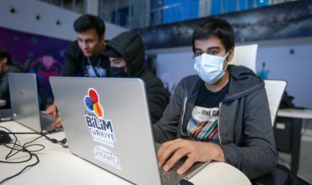 Gaziantep Büyükşehir'den codecamp etkinliği