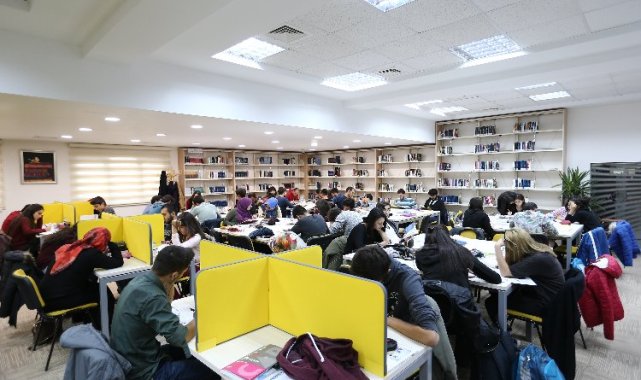 Kayseri Büyükşehir 115 bin kitap ile kitapseverlere hizmet veriyor