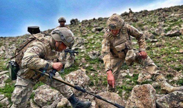 Muş 'Abluka'ya alındı... Operasyona Bursa'daki bombalı tuzakta şehit olan memurun ismi verildi