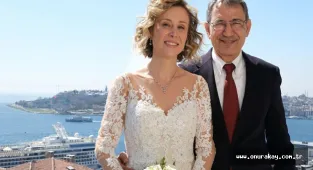 Orhan Pamuk, Aslı Akyavaş'la evlendi!