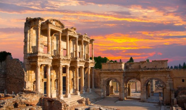 Turizm gelirleri yüzde 122 arttı