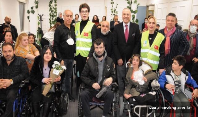 Yılmaz Morgül ve Hilal Özdemir engelliler ile Beykoz Akdem’de düzenlenen iftar yemeğinde buluştular