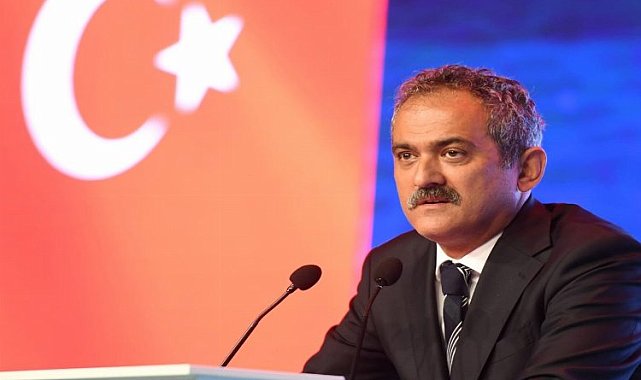 Bakan Özer Fen Lisesi yöneticileriyle buluştu