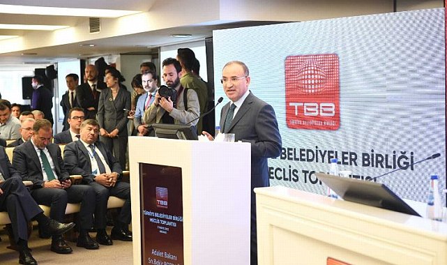 Bekir Bozdağ  yasal düzenlemelerden bahsetti